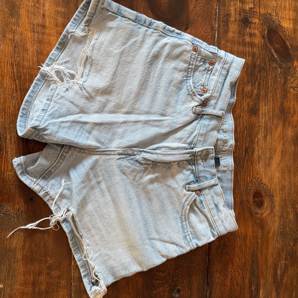 American Eagle Outfitters Light Wash Distressed Jean Shorts
